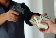 �����ڷ��ɱ����������ˣ�������Ȼ�����������˺��ⰲ����������ڹ��Ᵽ���Լ���