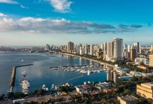 ���ɱ��׶����ٷ�ǹ������һ���ӱ�ǹɱ���ԼҾƹ���ǰ�����˺��ⰲ��